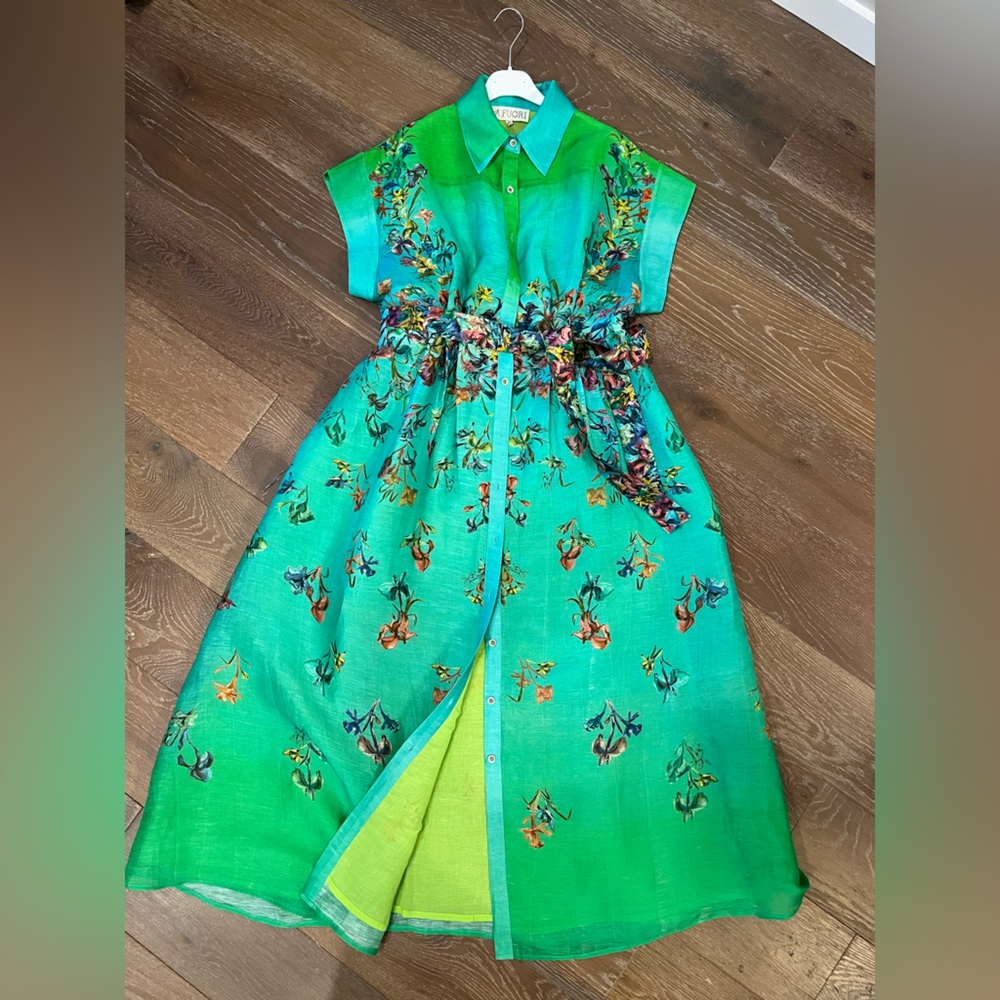 Womens LA FUORI dress! Beautiful Colors - Excellent condition!
